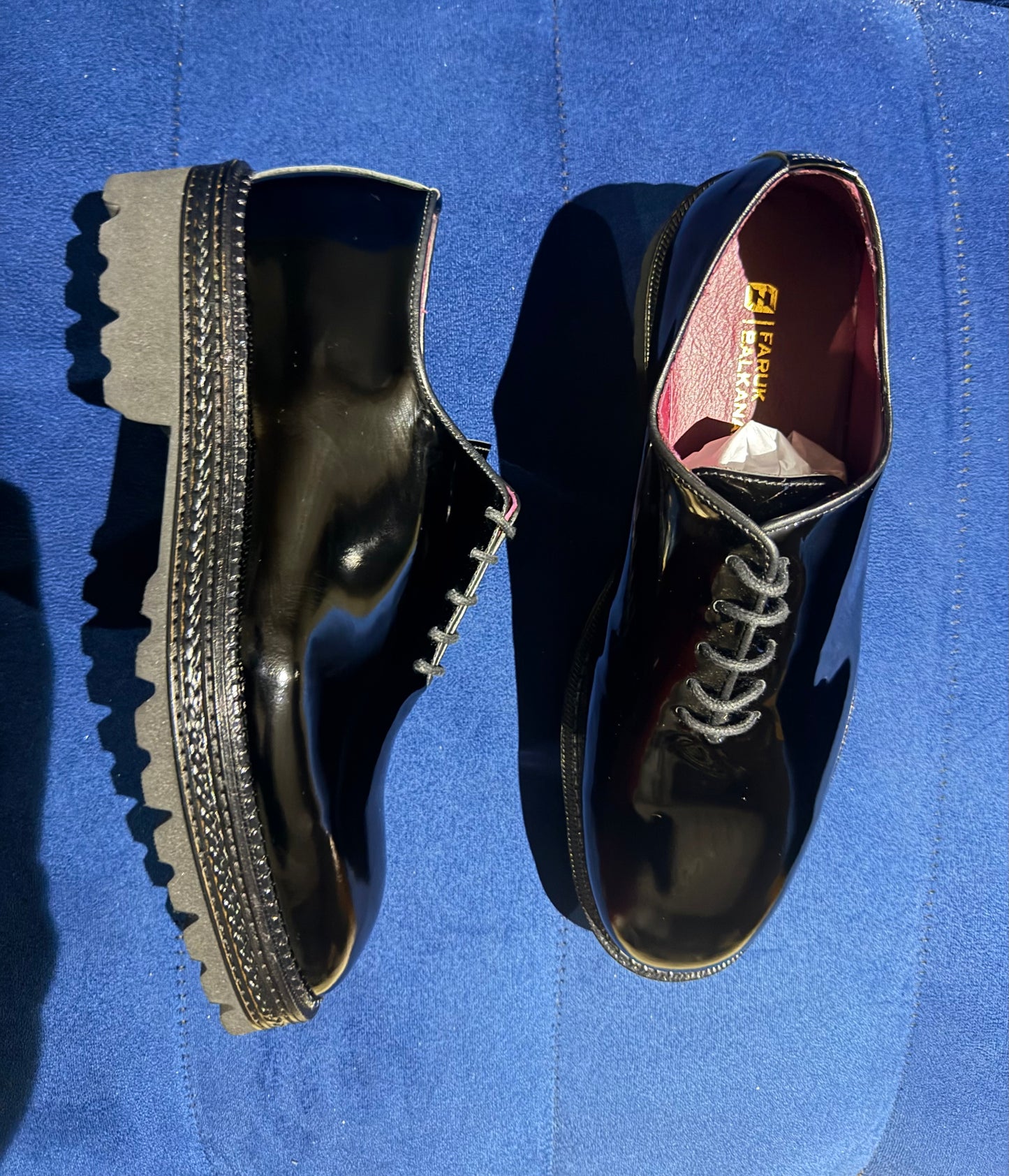 Black Patent Leather
Platform Dress Shoes -Self-shine