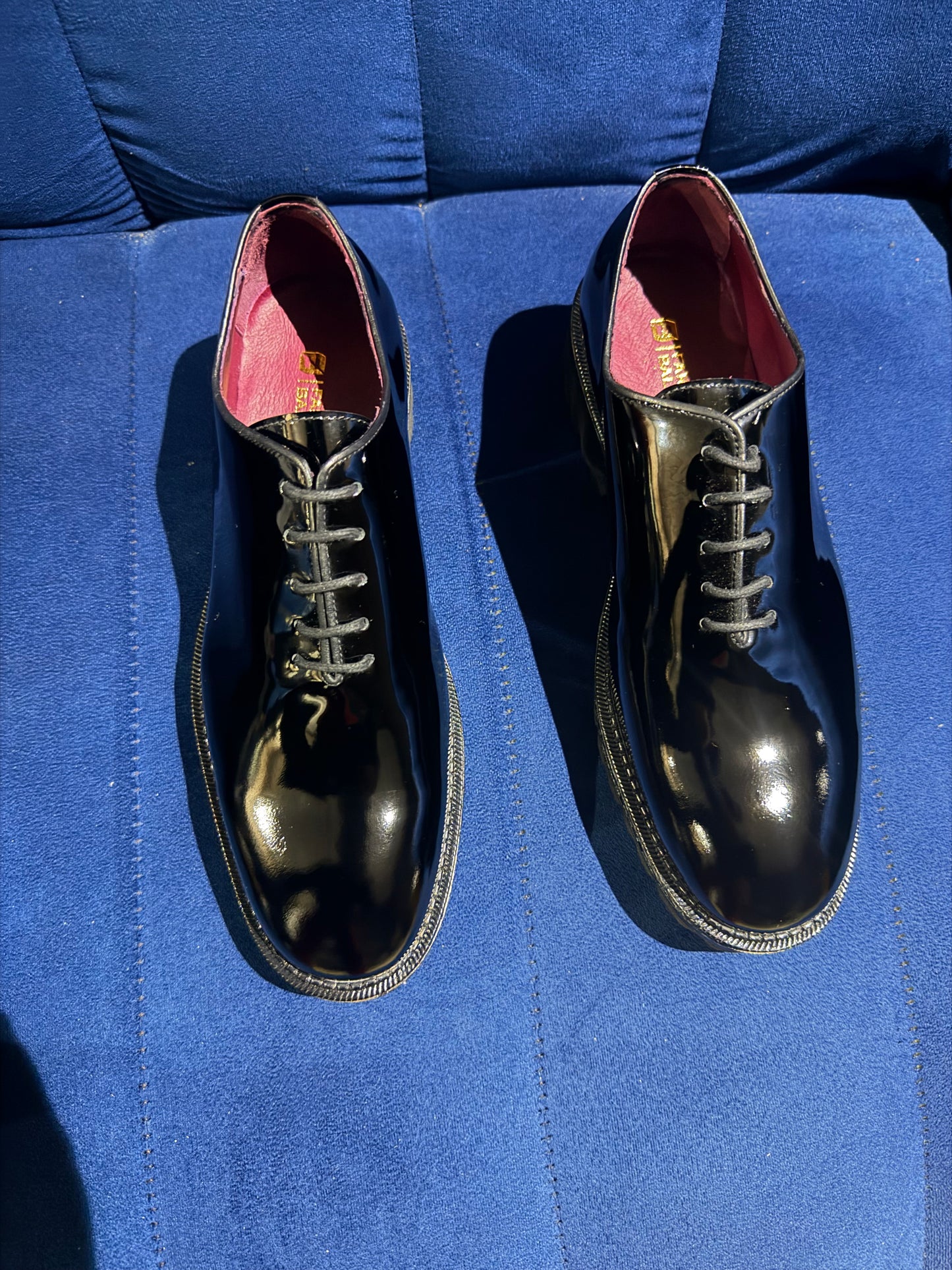 Black Patent Leather
Platform Dress Shoes -Self-shine