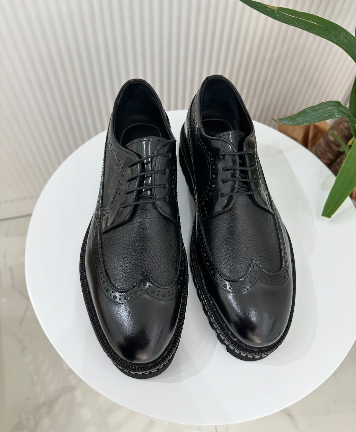 Black Pebbled Leather
Wing-Tip Brogue Platform Shoes